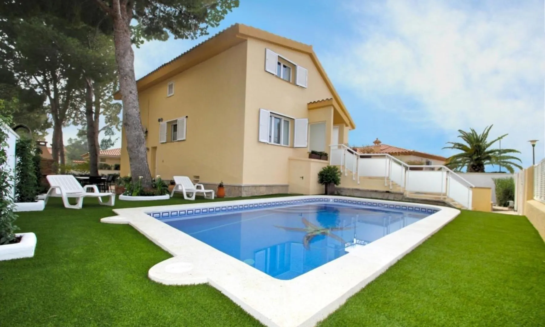 Ferienhaus Mit Privatpool Fuer 12 Personen Ca 280 Qm In Miami Platja, Costa Dorada Miami Playa